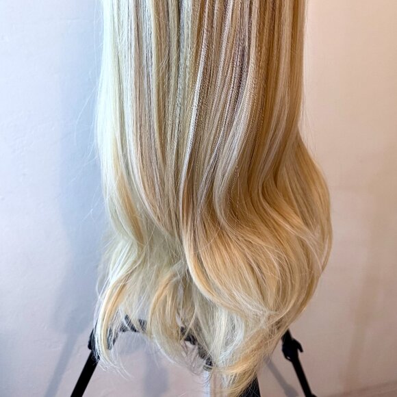 Imstyle Lona Blonde Wig -Similar CSC wigs - Picture 5 of 11
